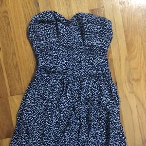 Strapless Flower dress with elastic top